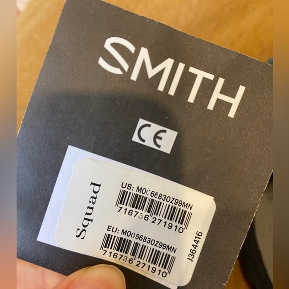 Smith squad ski/snowboard goggles size small - Picture 3 of 3